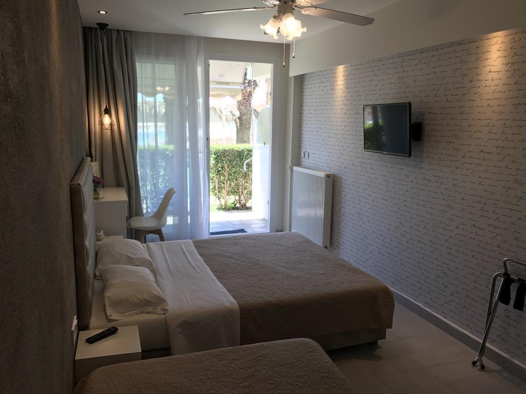 Porto Palio Beach Hotel PalaiónTsiflíkion エクステリア 写真